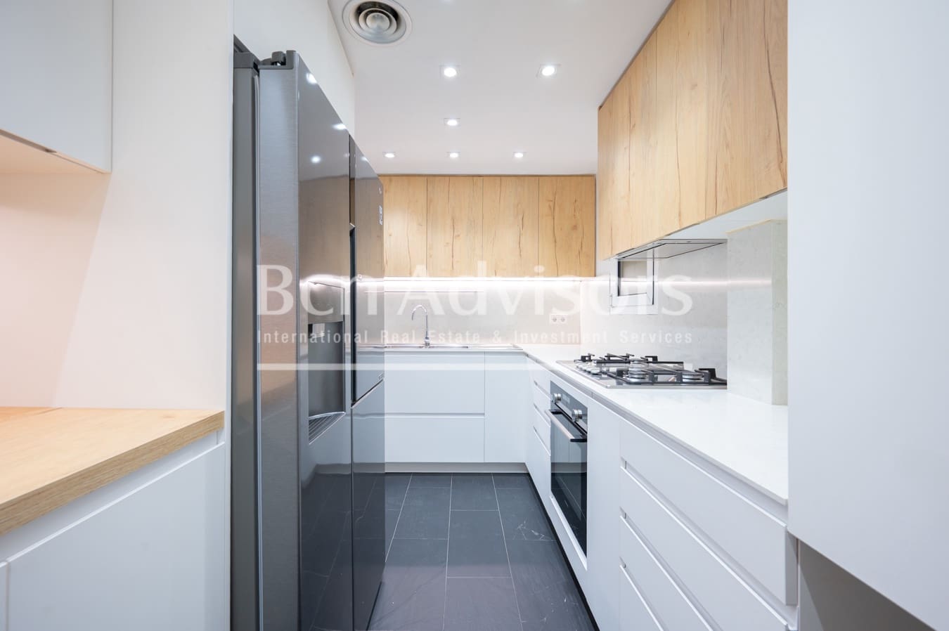 2 soveværelse Lejlighed til salg i Barcelona by - € 599.000 (Ref: 9097514)