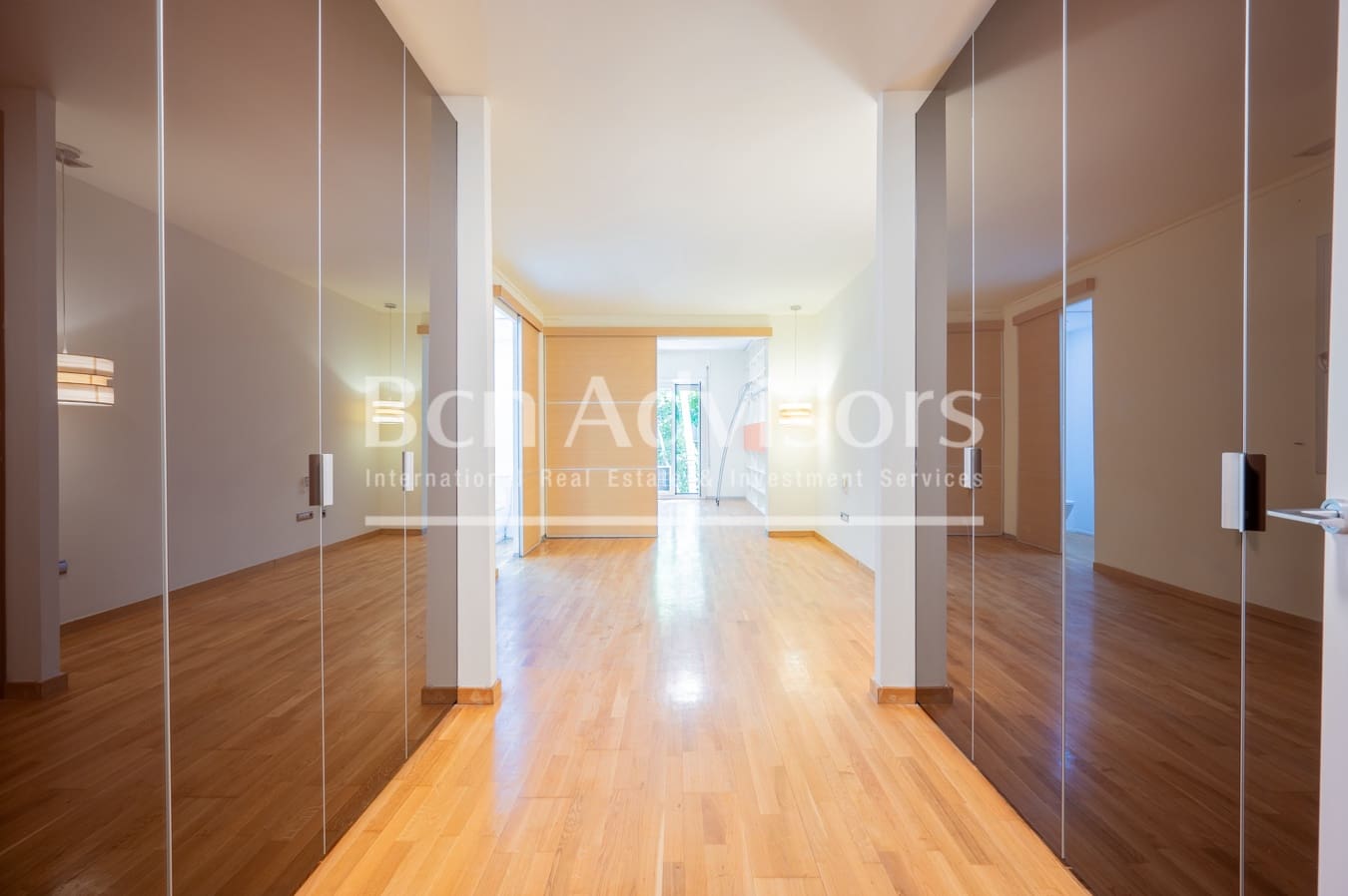 2 soveværelse Lejlighed til salg i Barcelona by - € 599.000 (Ref: 9097514)