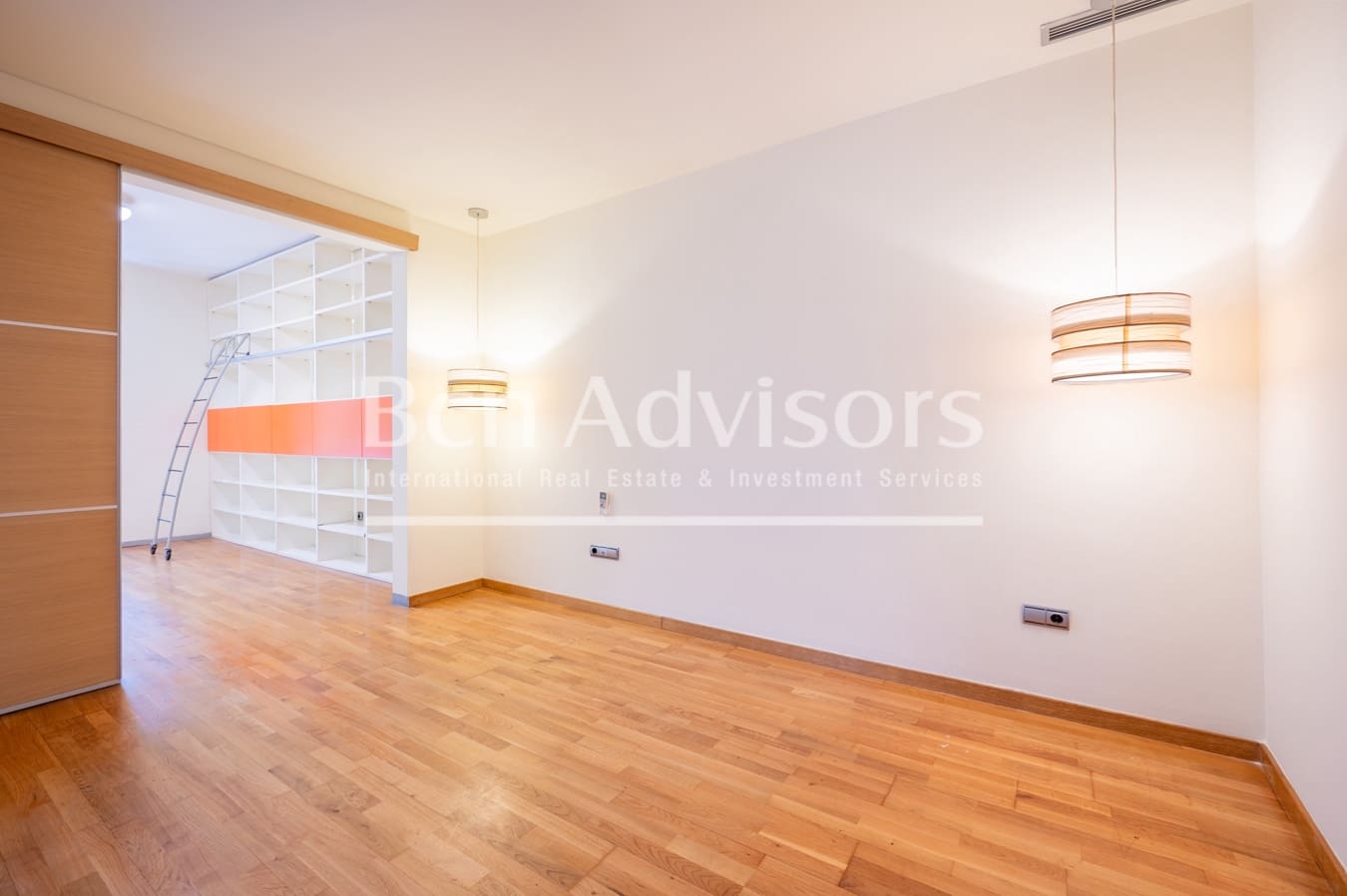 2 soveværelse Lejlighed til salg i Barcelona by - € 599.000 (Ref: 9097514)