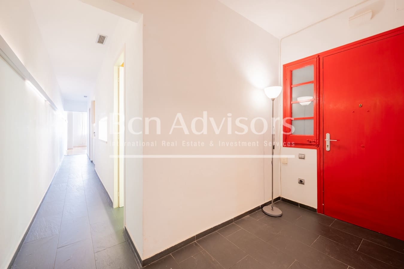 2 soveværelse Lejlighed til salg i Barcelona by - € 599.000 (Ref: 9097514)