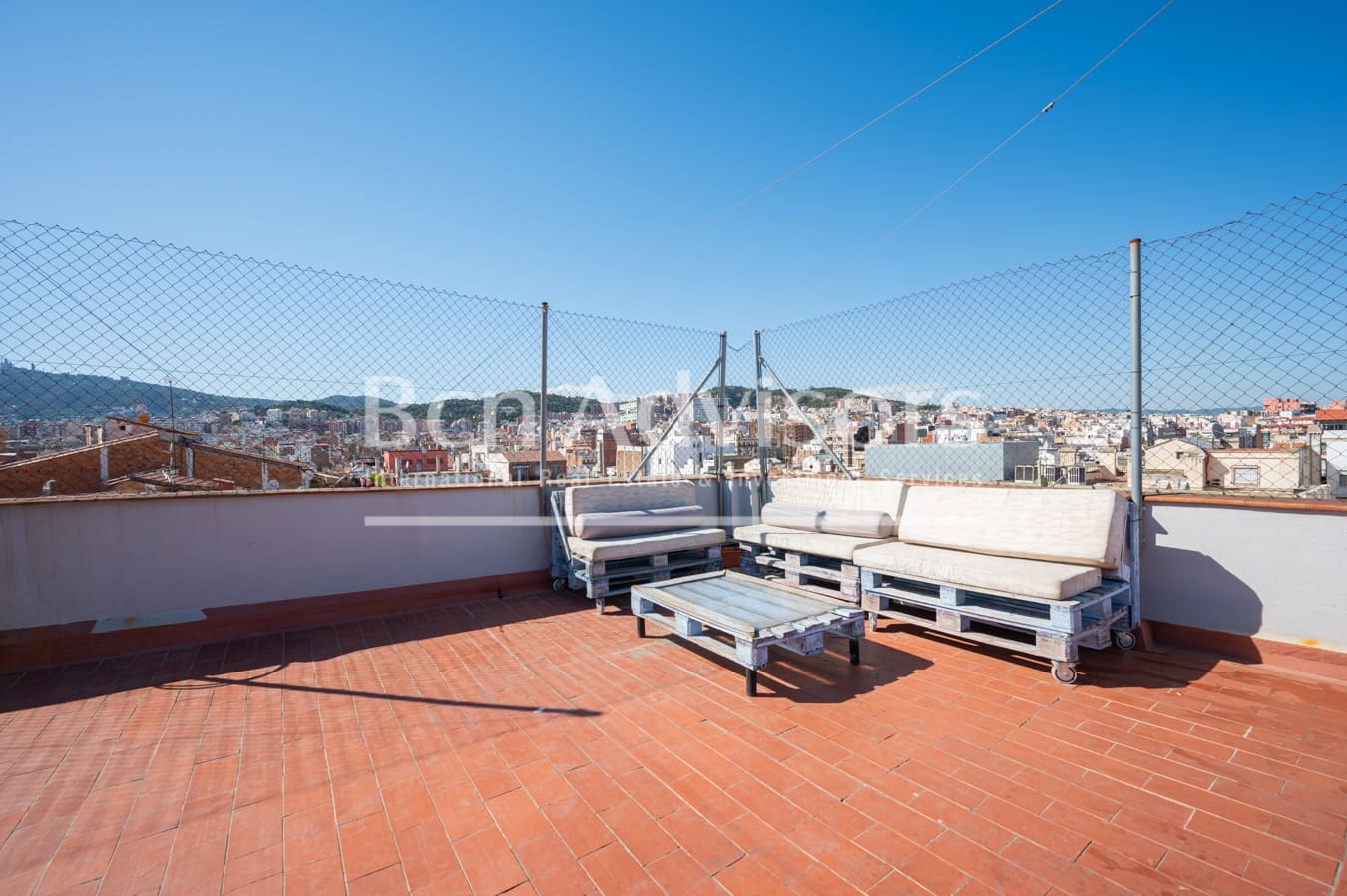 2 soveværelse Lejlighed til salg i Barcelona by - € 599.000 (Ref: 9097514)