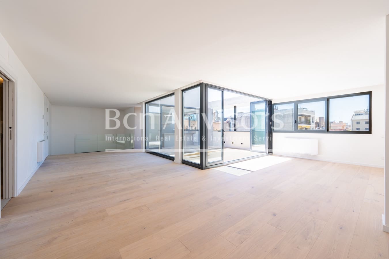 3 soveværelse Penthouse til salg i Barcelona by - € 4.300.000 (Ref: 9097519)