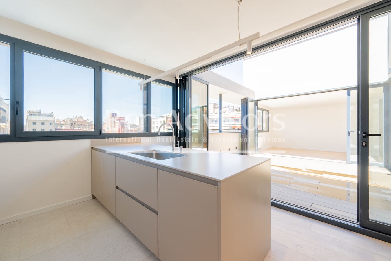 3 soveværelse Penthouse til salg i Barcelona by - € 4.300.000 (Ref: 9097519)
