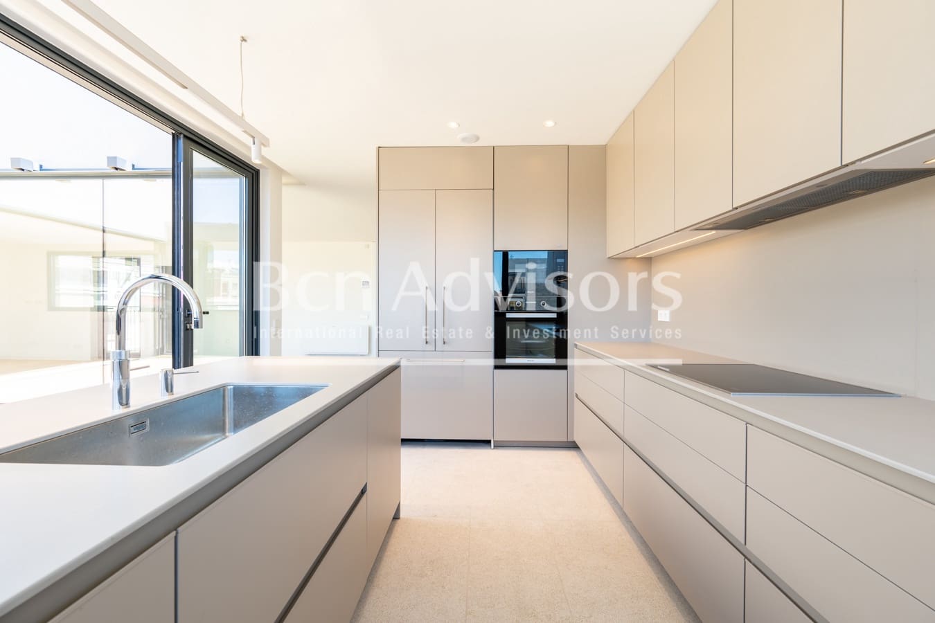 3 soveværelse Penthouse til salg i Barcelona by - € 4.300.000 (Ref: 9097519)