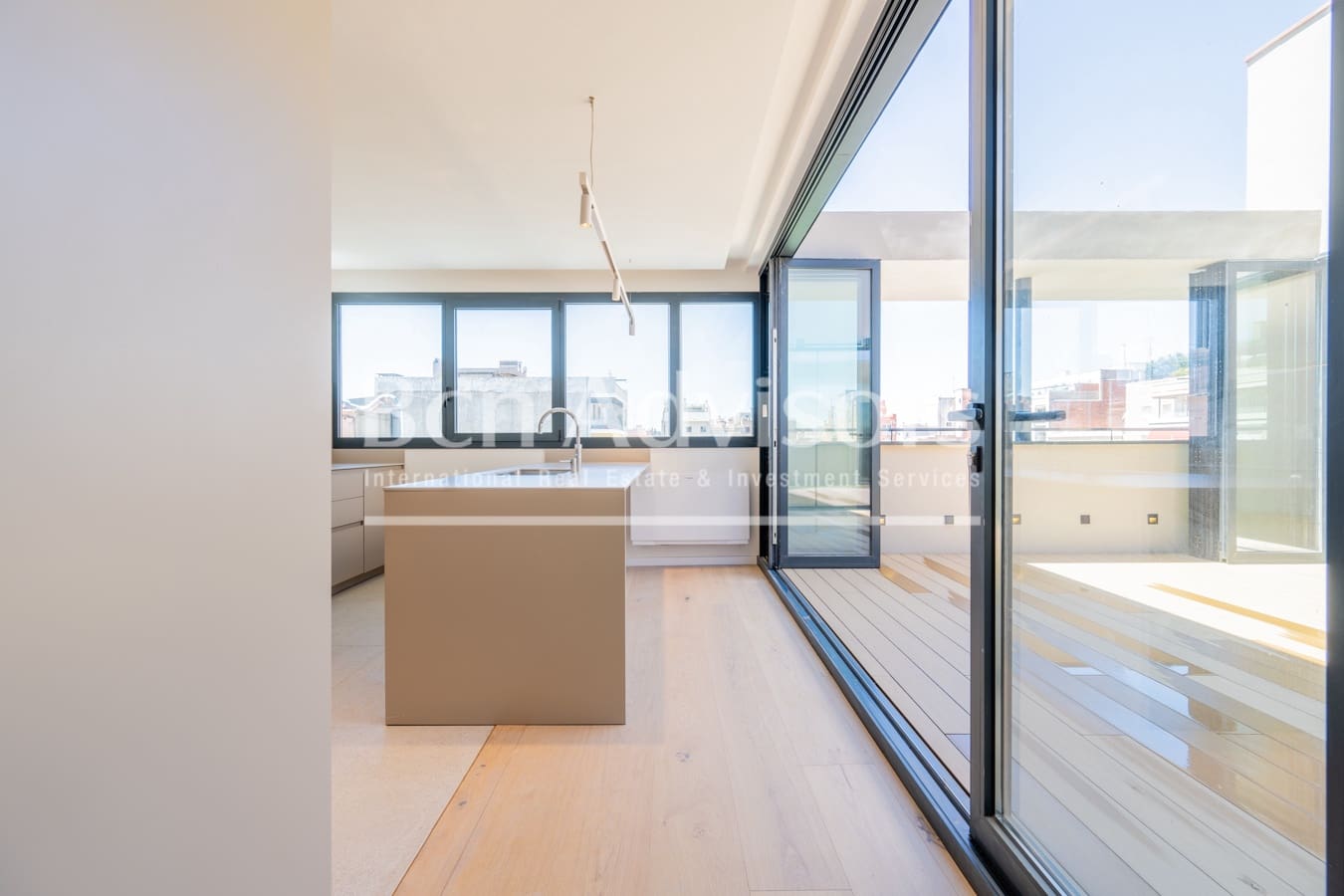 3 soveværelse Penthouse til salg i Barcelona by - € 4.300.000 (Ref: 9097519)