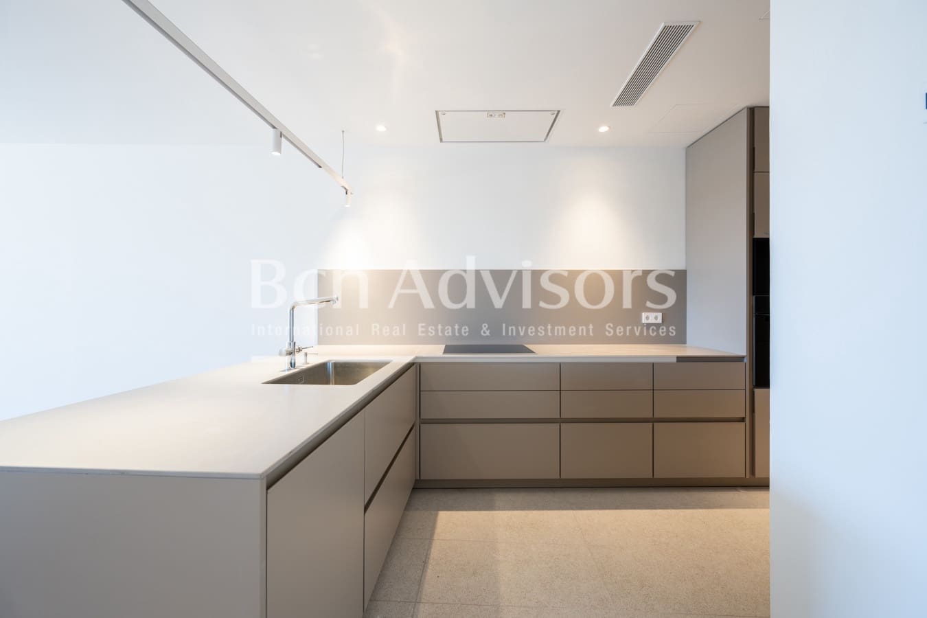 2 soveværelse Penthouse til salg i Barcelona by - € 2.390.000 (Ref: 9097520)