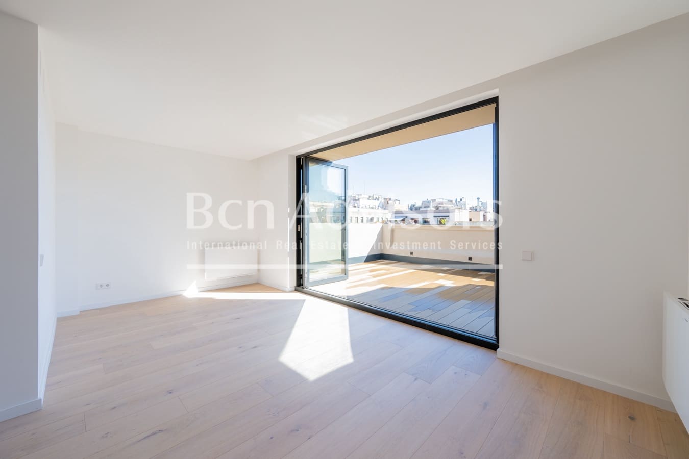 2 soveværelse Penthouse til salg i Barcelona by - € 2.390.000 (Ref: 9097520)