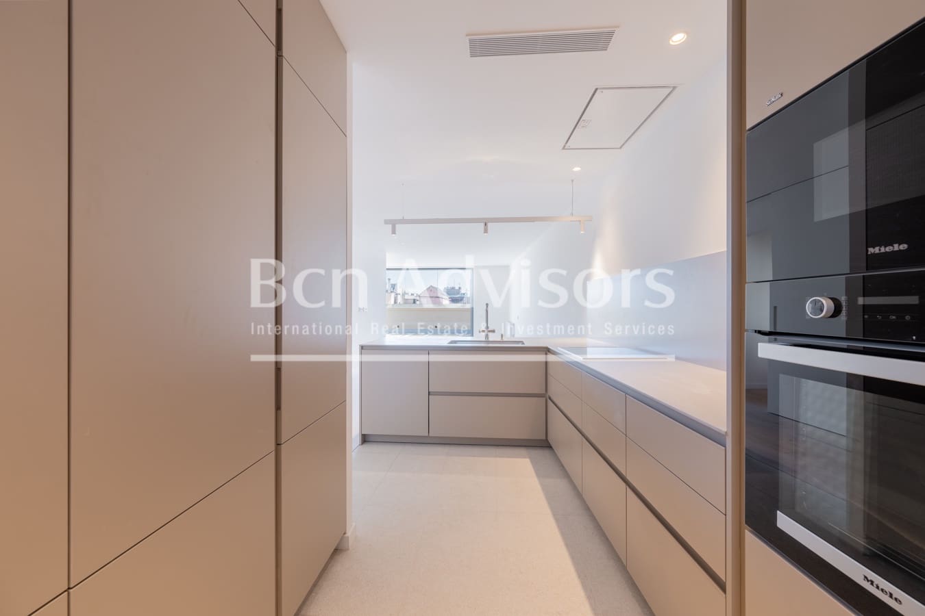 2 soveværelse Penthouse til salg i Barcelona by - € 2.390.000 (Ref: 9097520)