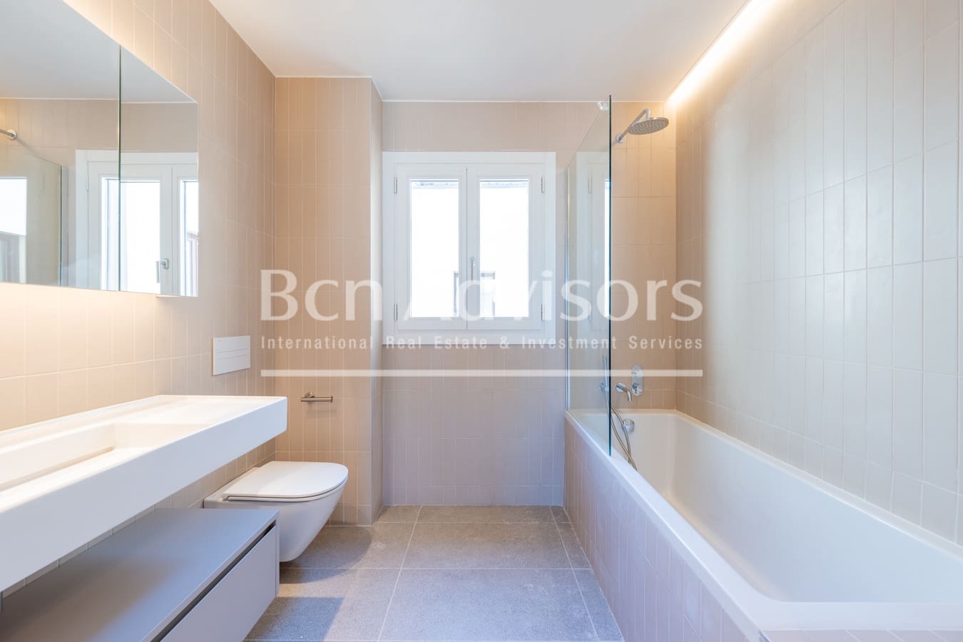 2 soveværelse Penthouse til salg i Barcelona by - € 2.390.000 (Ref: 9097520)