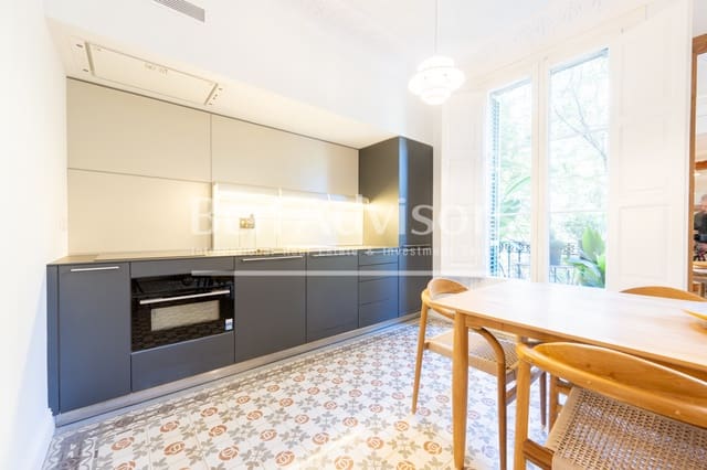 2 bedroom Apartment for sale in L'Antiga Esquerra de L'Eixample, Barcelona city - € 994,000 (Ref: 9097521)