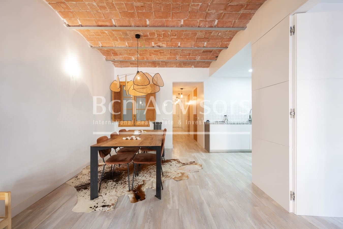 2 soveværelse Lejlighed til salg i Barcelona by - € 649.000 (Ref: 9097522)