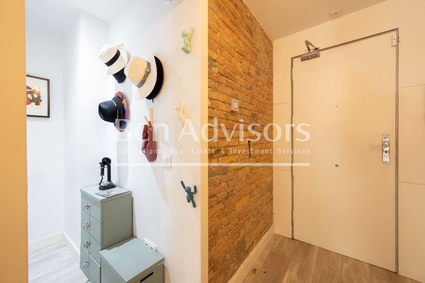 2 soveværelse Lejlighed til salg i Barcelona by - € 649.000 (Ref: 9097522)