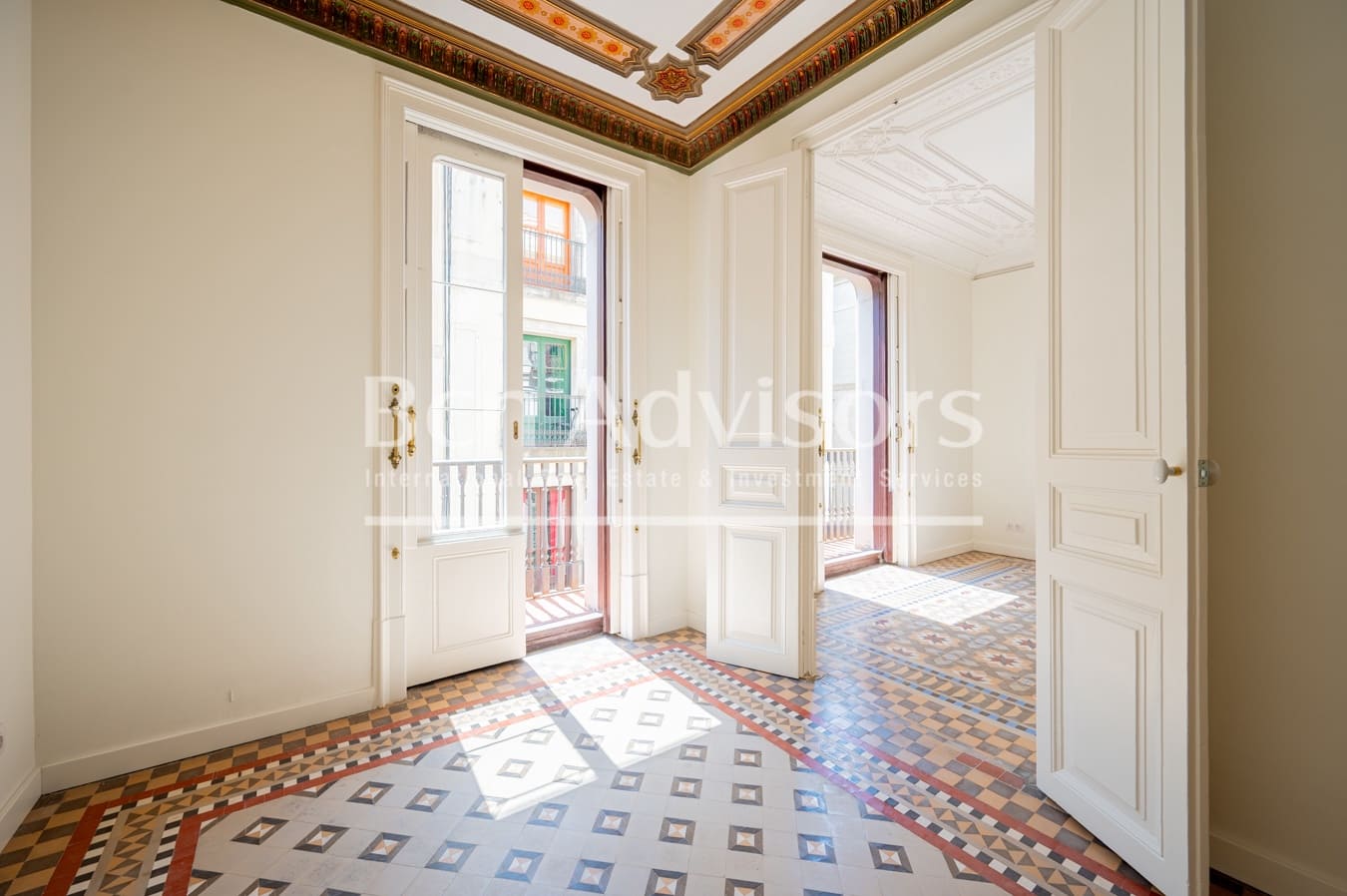 3 soveværelse Lejlighed til salg i Barcelona by - € 800.000 (Ref: 9097526)