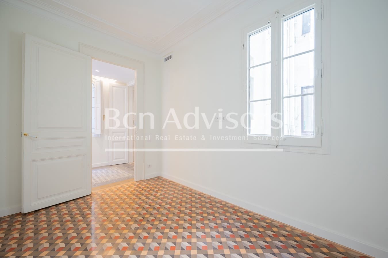 3 soveværelse Lejlighed til salg i Barcelona by - € 800.000 (Ref: 9097526)