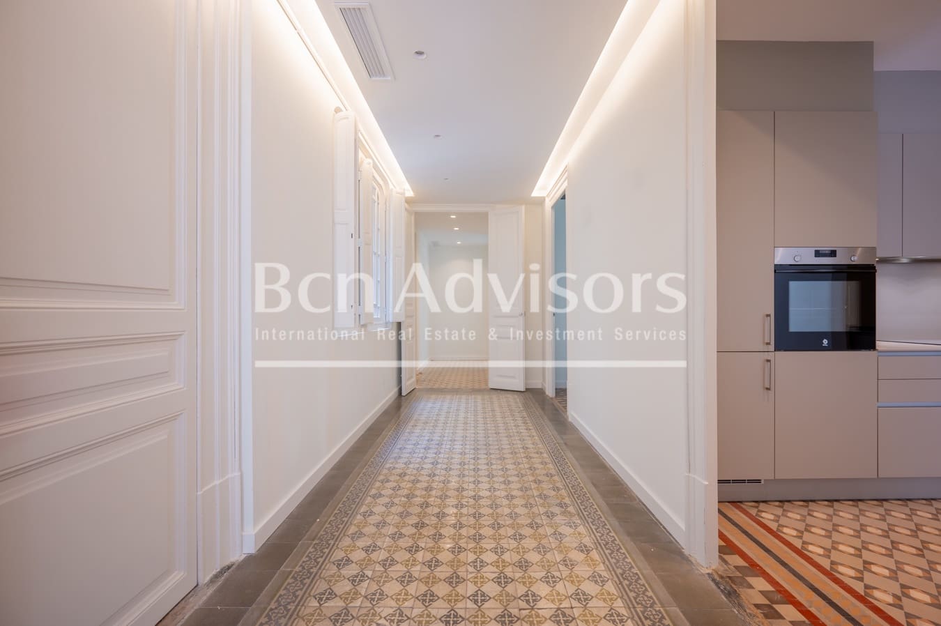 3 soveværelse Lejlighed til salg i Barcelona by - € 800.000 (Ref: 9097526)