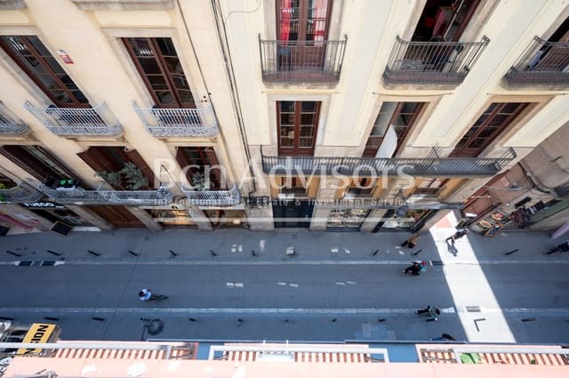 3 sypialnia Apartament na sprzedaż w El Barri Gòtic, Miasto Barcelona - 800 000 € (Ref: 9097526)
