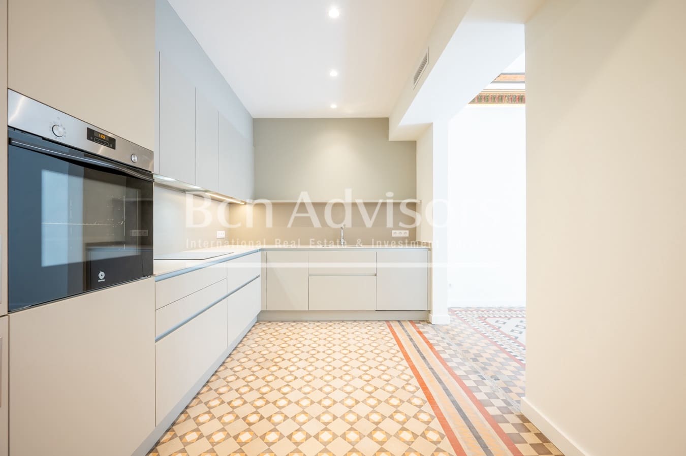 3 soveværelse Lejlighed til salg i Barcelona by - € 800.000 (Ref: 9097526)