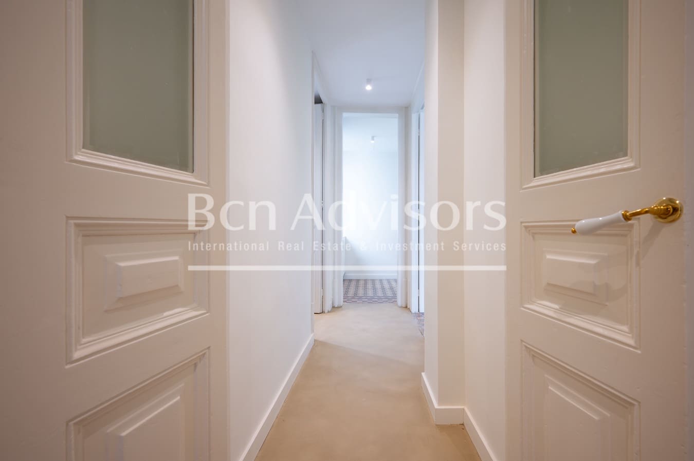 3 soveværelse Lejlighed til salg i Barcelona by - € 800.000 (Ref: 9097526)