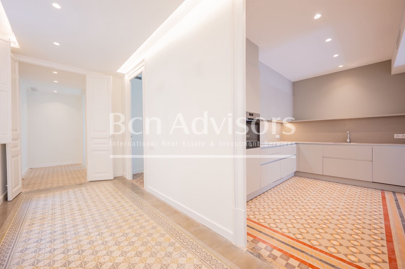 3 soveværelse Lejlighed til salg i Barcelona by - € 800.000 (Ref: 9097526)