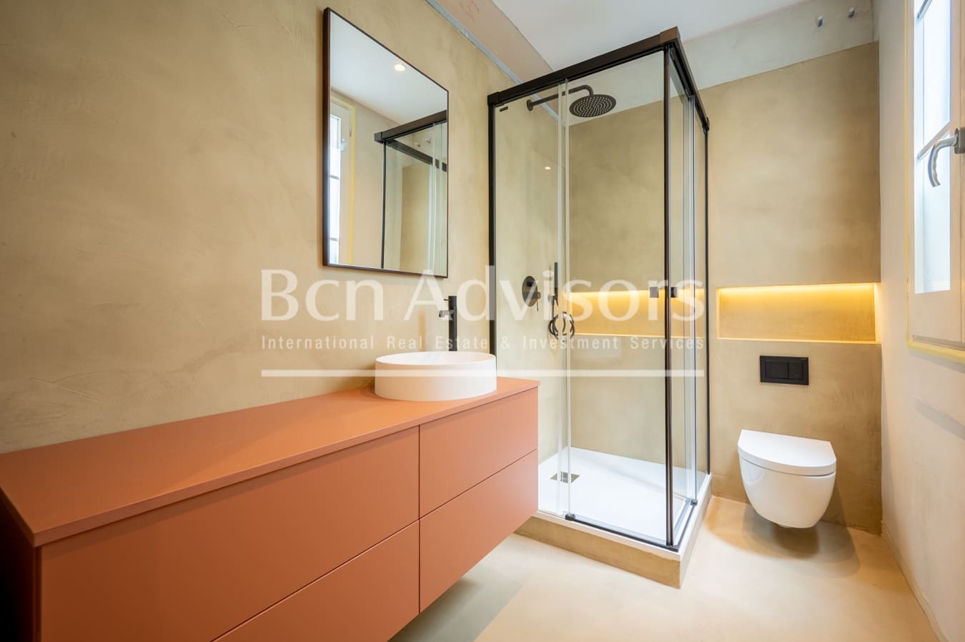 3 soveværelse Lejlighed til salg i Barcelona by - € 800.000 (Ref: 9097526)