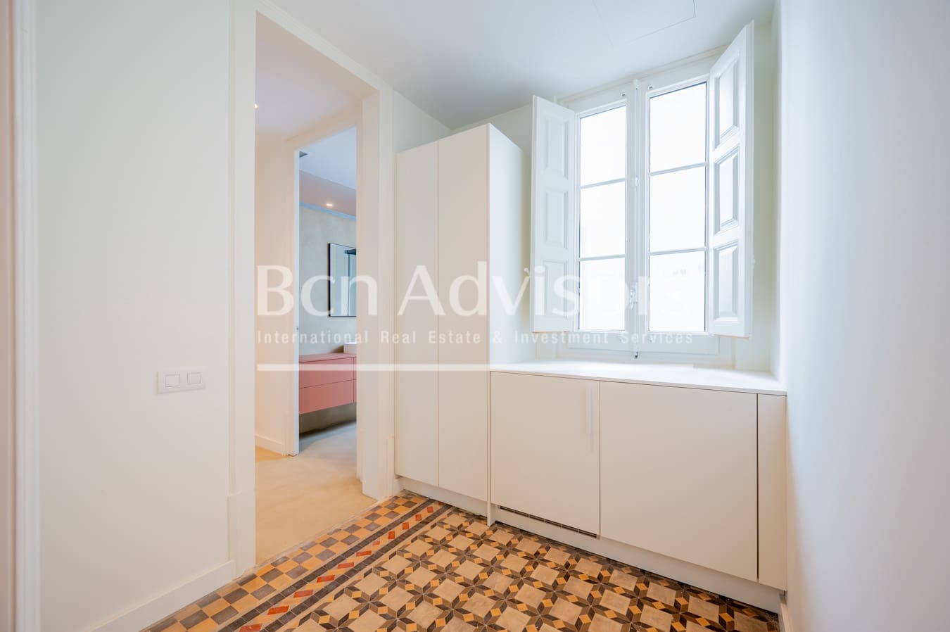 3 soveværelse Lejlighed til salg i Barcelona by - € 800.000 (Ref: 9097526)