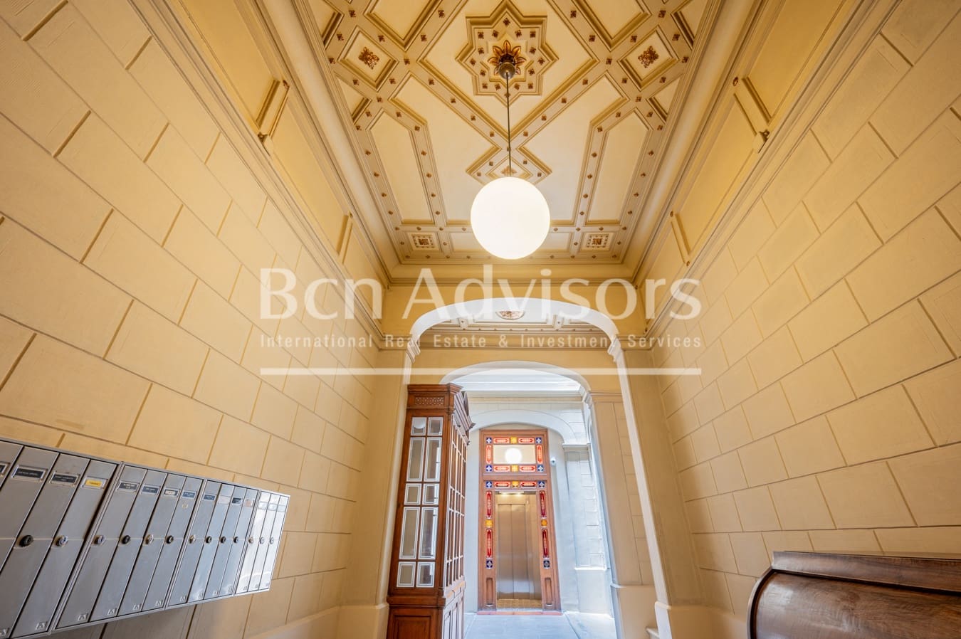 3 soveværelse Lejlighed til salg i Barcelona by - € 800.000 (Ref: 9097526)