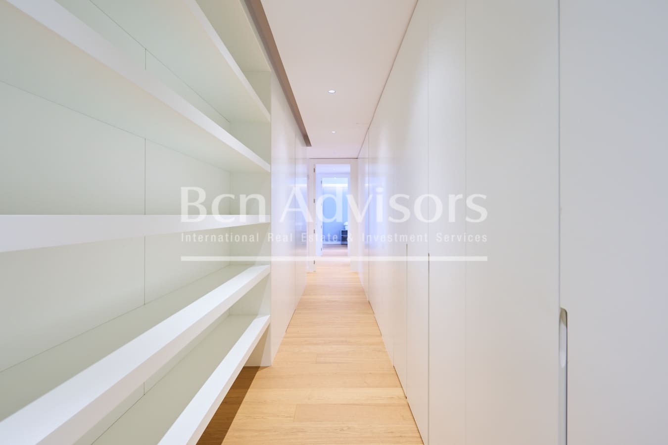 2 soveværelse Lejlighed til salg i Barcelona by med swimmingpool - € 1.950.000 (Ref: 9097546)