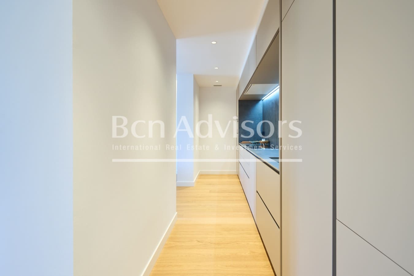 2 soveværelse Lejlighed til salg i Barcelona by med swimmingpool - € 1.950.000 (Ref: 9097546)