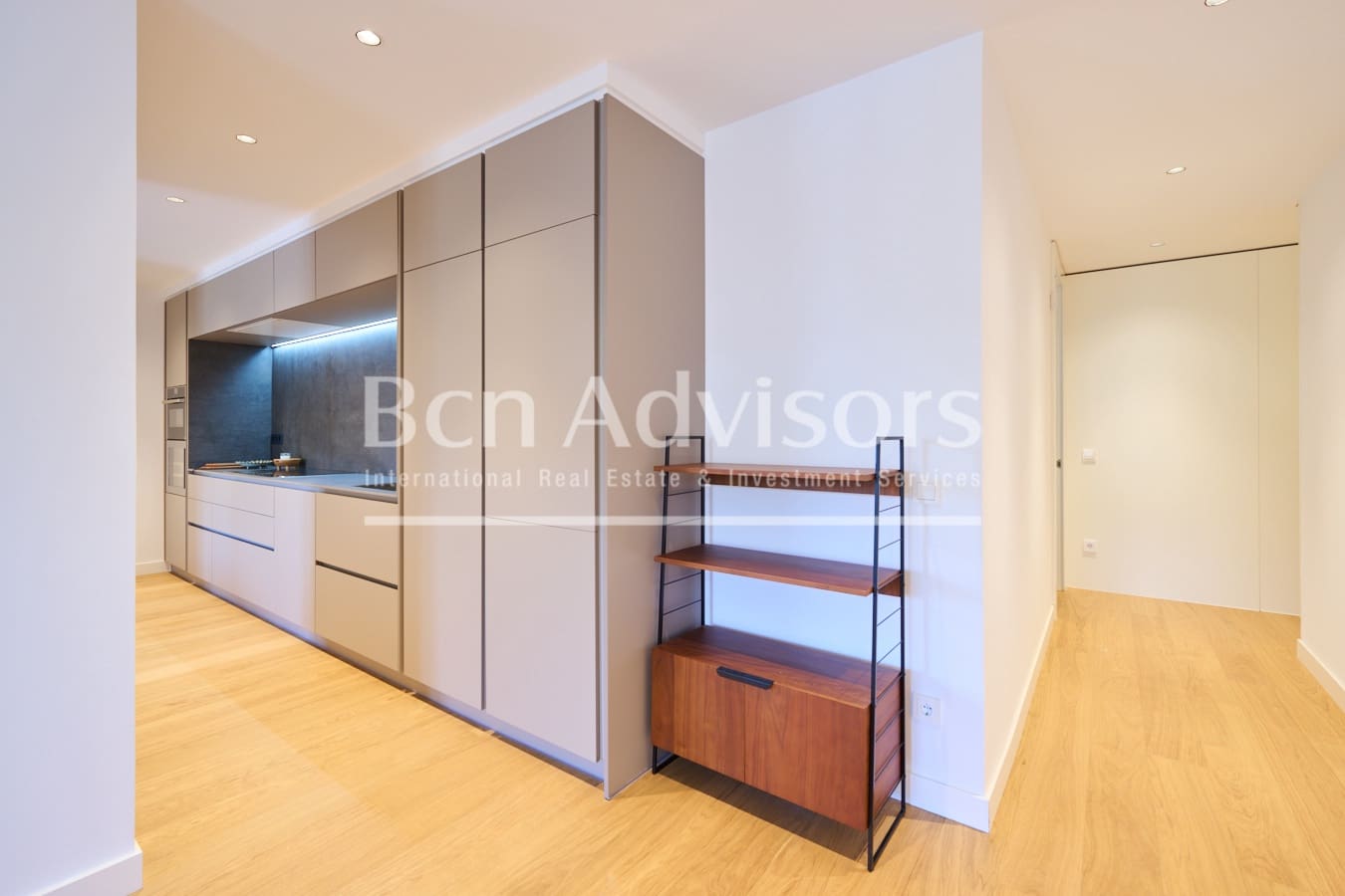 2 soveværelse Lejlighed til salg i Barcelona by med swimmingpool - € 1.950.000 (Ref: 9097546)