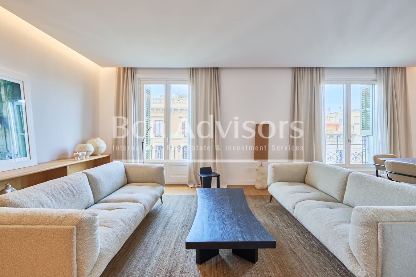 2 slaapkamer Flat te koop in Barcelona stad met zwembad - € 2.050.000 (Ref: 9097548)