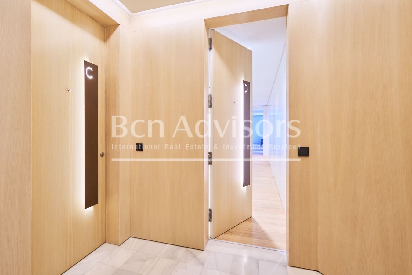 2 slaapkamer Flat te koop in Barcelona stad met zwembad - € 2.050.000 (Ref: 9097548)