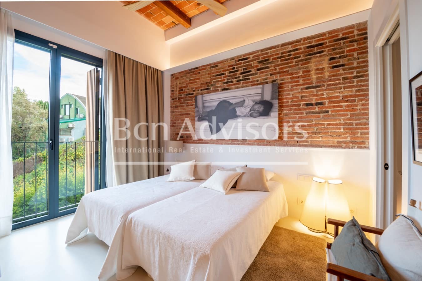 4 bedroom Villa for sale in Barcelona city with pool garage - € 2,195,000 (Ref: 9097549)