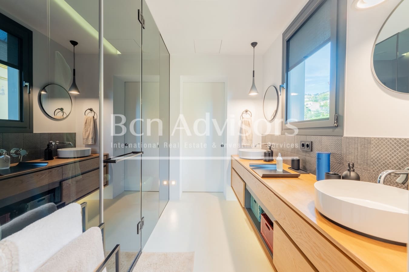 4 bedroom Villa for sale in Barcelona city with pool garage - € 2,195,000 (Ref: 9097549)