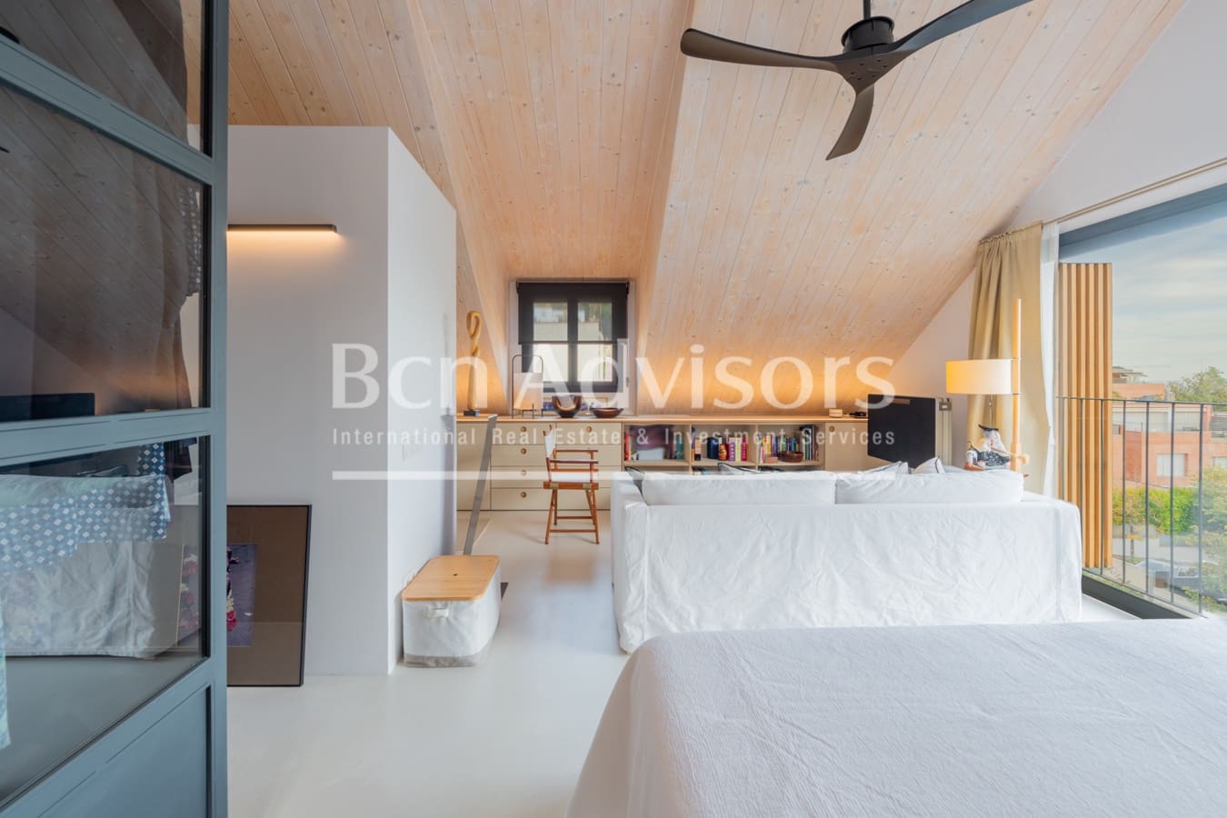 4 bedroom Villa for sale in Barcelona city with pool garage - € 2,195,000 (Ref: 9097549)