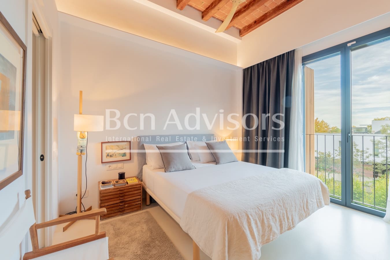 4 bedroom Villa for sale in Barcelona city with pool garage - € 2,195,000 (Ref: 9097549)