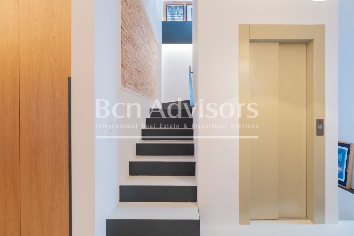 4 bedroom Villa for sale in Barcelona city with pool garage - € 2,195,000 (Ref: 9097549)