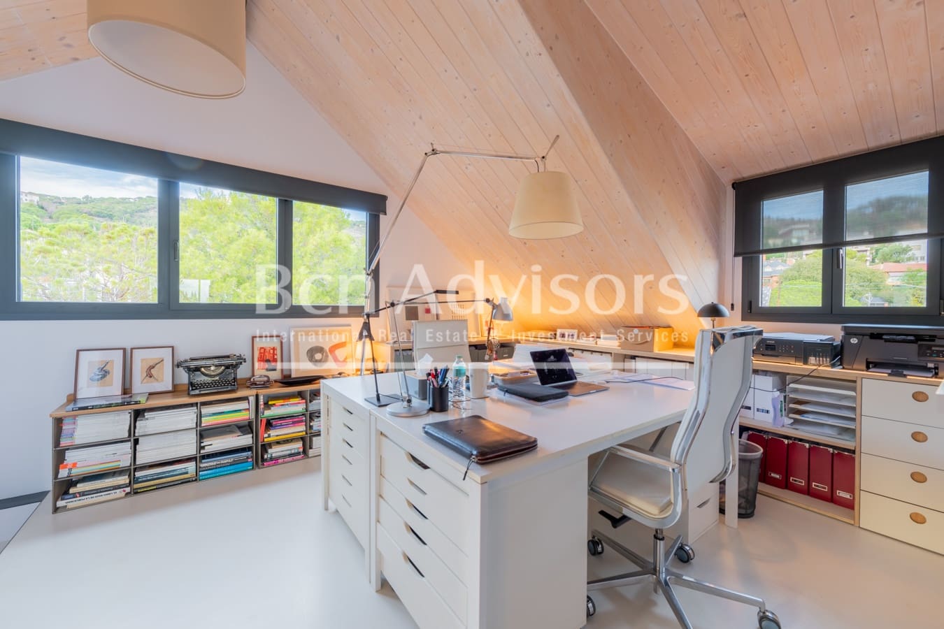 4 bedroom Villa for sale in Barcelona city with pool garage - € 2,195,000 (Ref: 9097549)