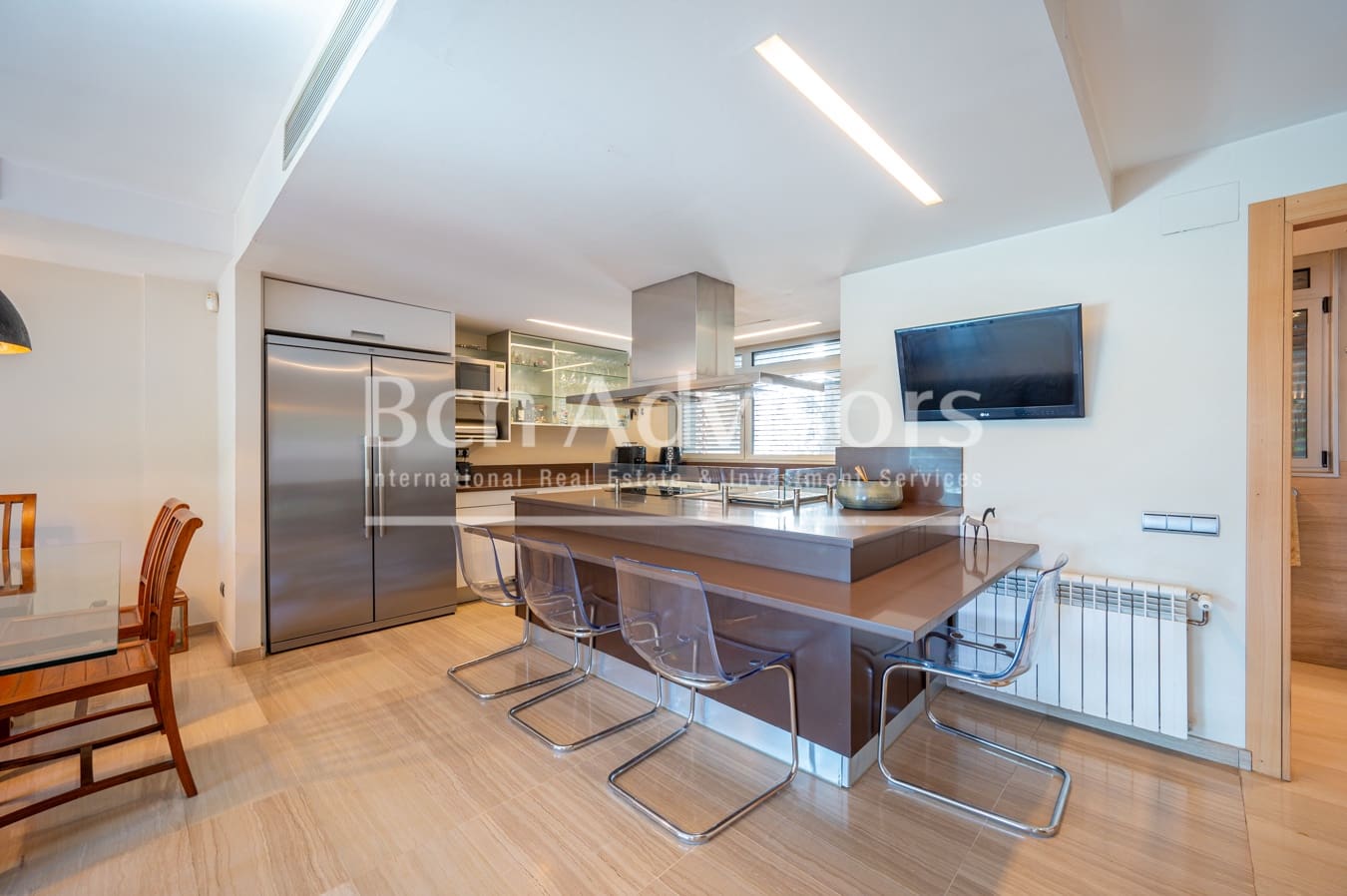 5 soveværelse Byhus til salg i Barcelona by - € 1.950.000 (Ref: 9097553)