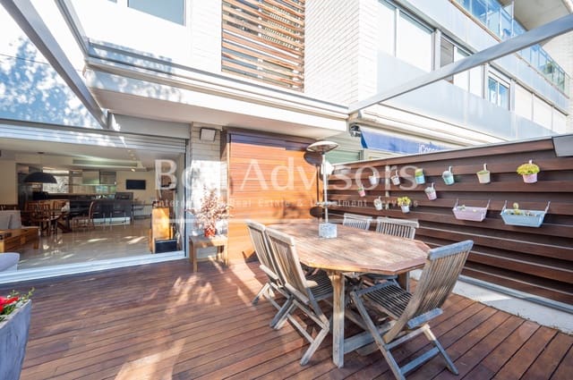 5 bedroom Townhouse for sale in Sant Gervasi - La Bonanova, Barcelona city - € 1,950,000 (Ref: 9097553)