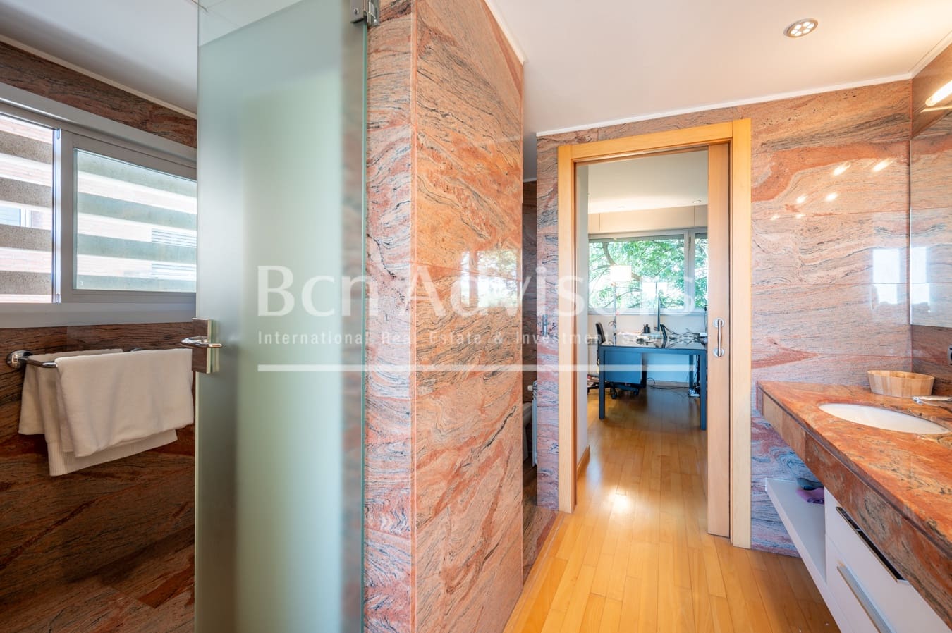 5 soveværelse Byhus til salg i Barcelona by - € 1.950.000 (Ref: 9097553)