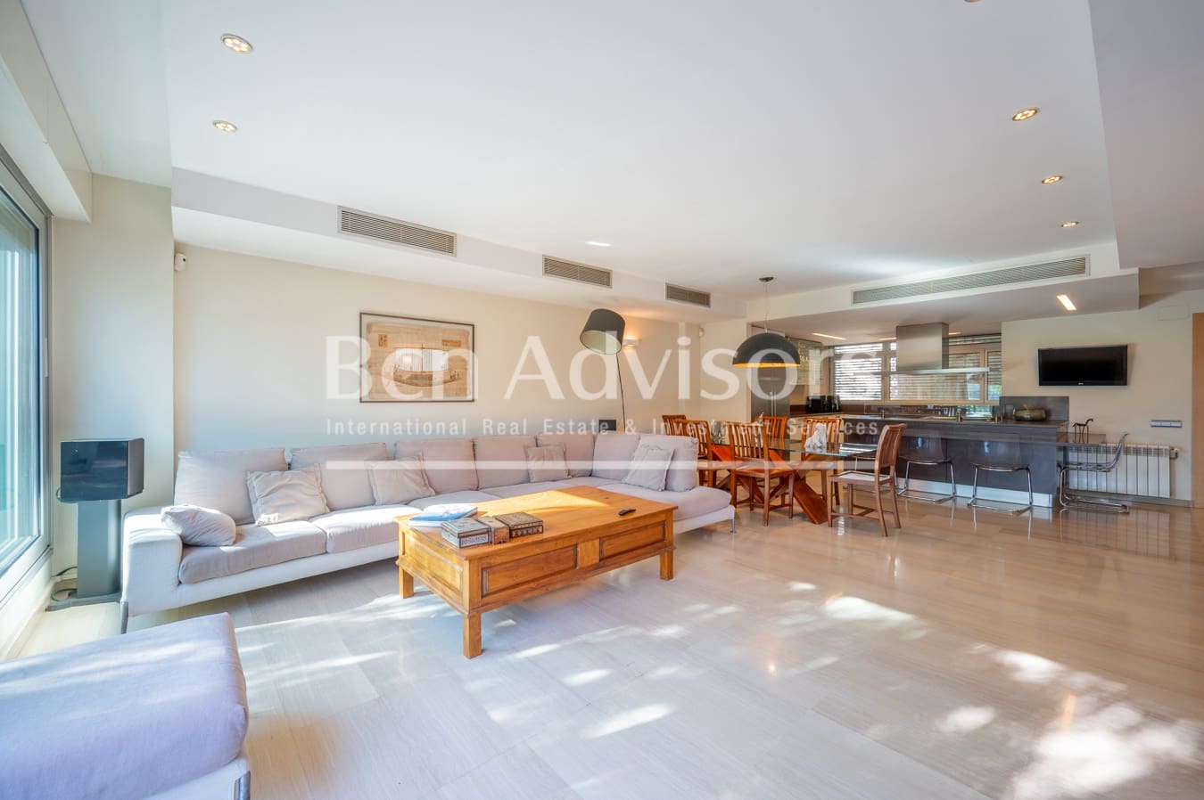 5 soveværelse Byhus til salg i Barcelona by - € 1.950.000 (Ref: 9097553)