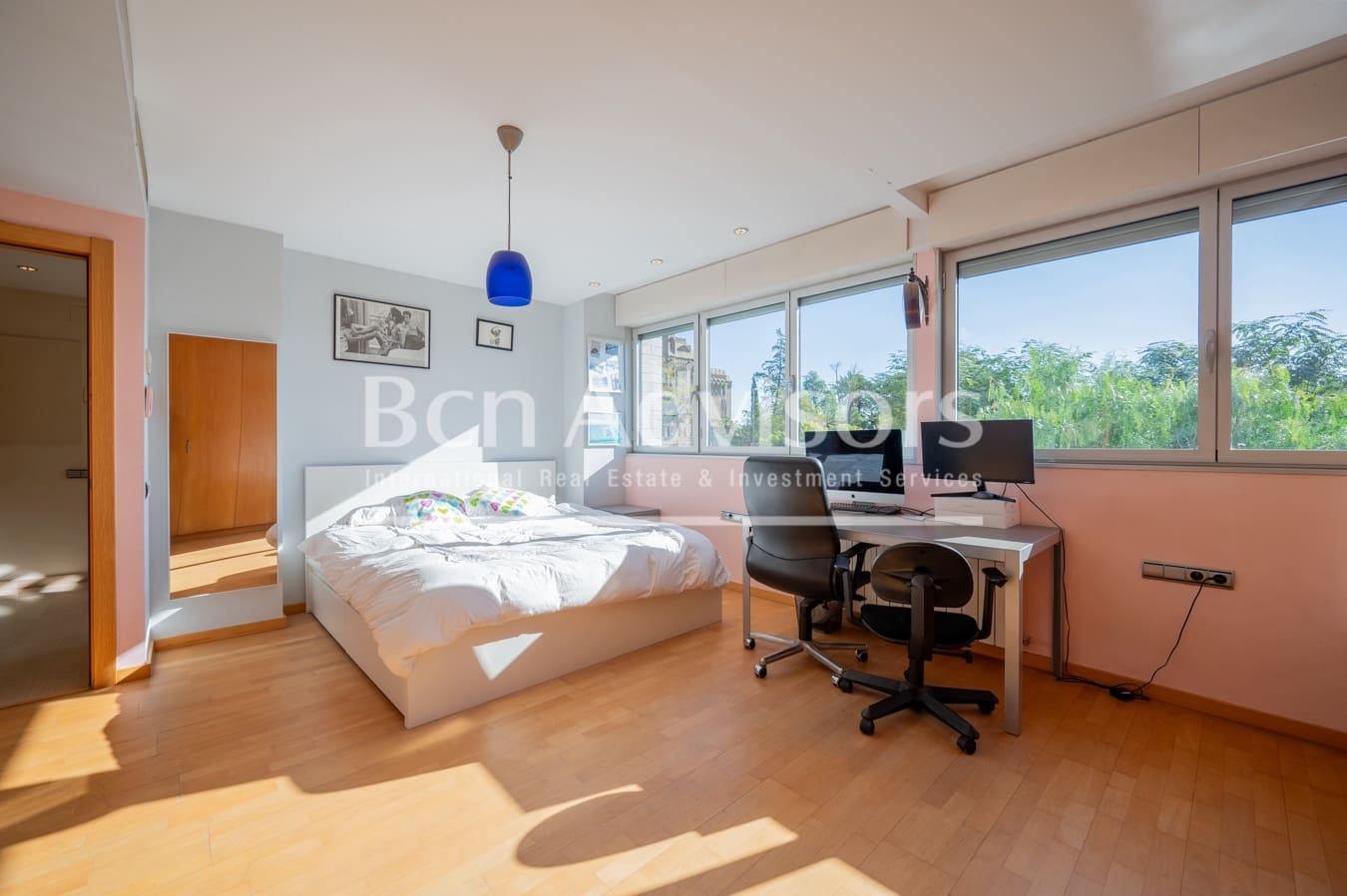 5 soveværelse Byhus til salg i Barcelona by - € 1.950.000 (Ref: 9097553)
