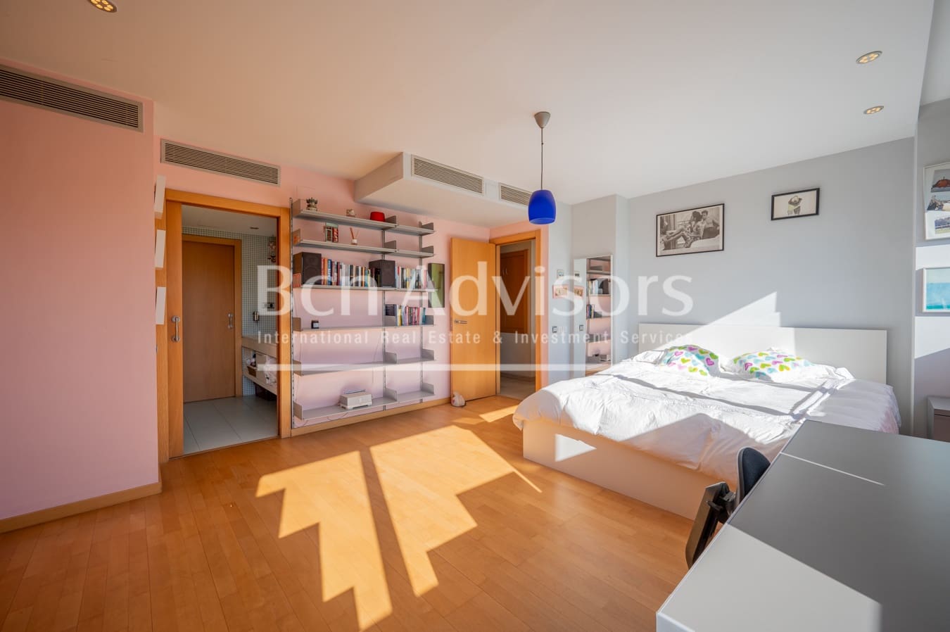 5 soveværelse Byhus til salg i Barcelona by - € 1.950.000 (Ref: 9097553)