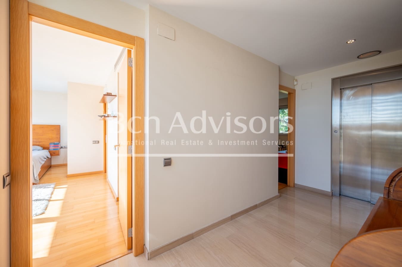 5 soveværelse Byhus til salg i Barcelona by - € 1.950.000 (Ref: 9097553)