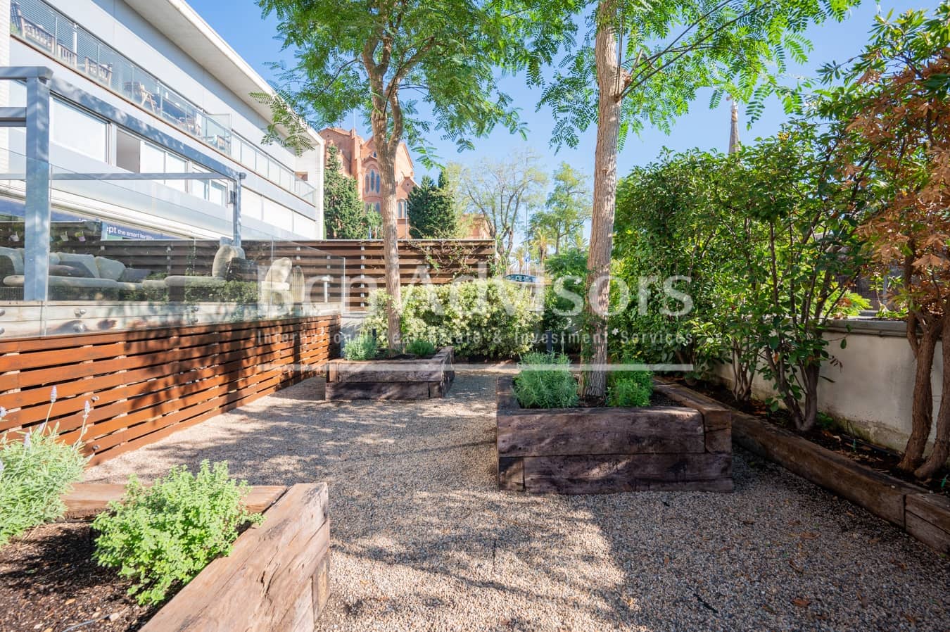 5 soveværelse Byhus til salg i Barcelona by - € 1.950.000 (Ref: 9097553)