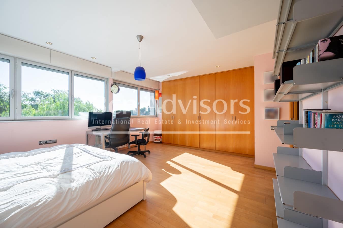 5 soveværelse Byhus til salg i Barcelona by - € 1.950.000 (Ref: 9097553)