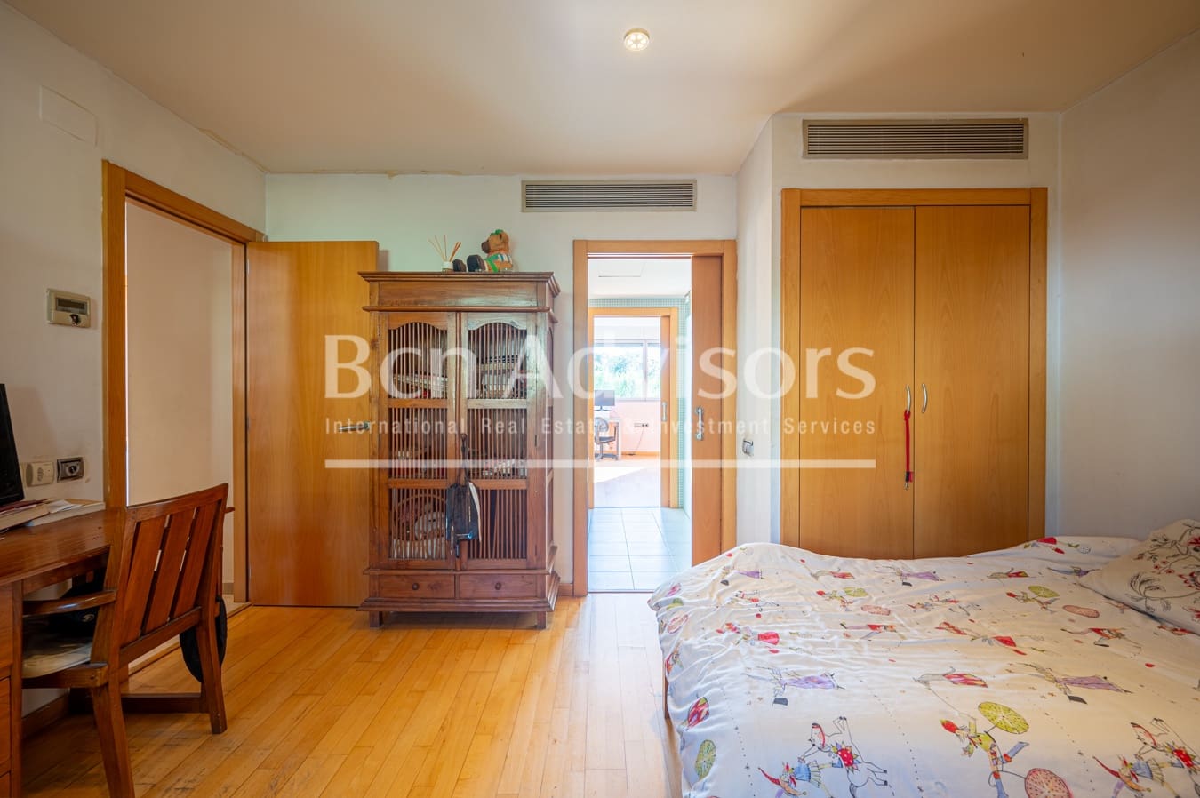 5 soveværelse Byhus til salg i Barcelona by - € 1.950.000 (Ref: 9097553)