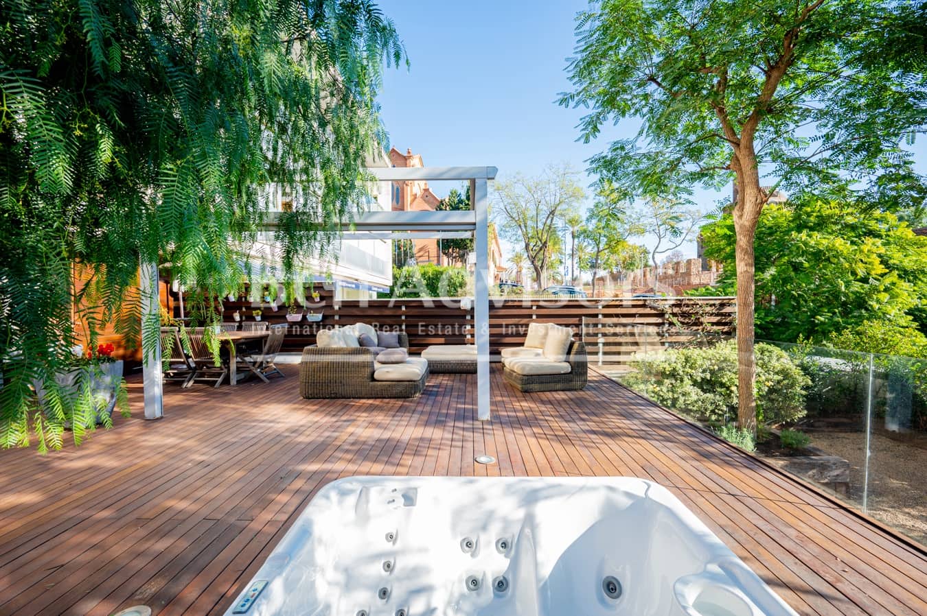 5 soveværelse Byhus til salg i Barcelona by - € 1.950.000 (Ref: 9097553)
