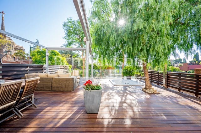 5 bedroom Townhouse for sale in Sant Gervasi - La Bonanova, Barcelona city - € 1,950,000 (Ref: 9097553)