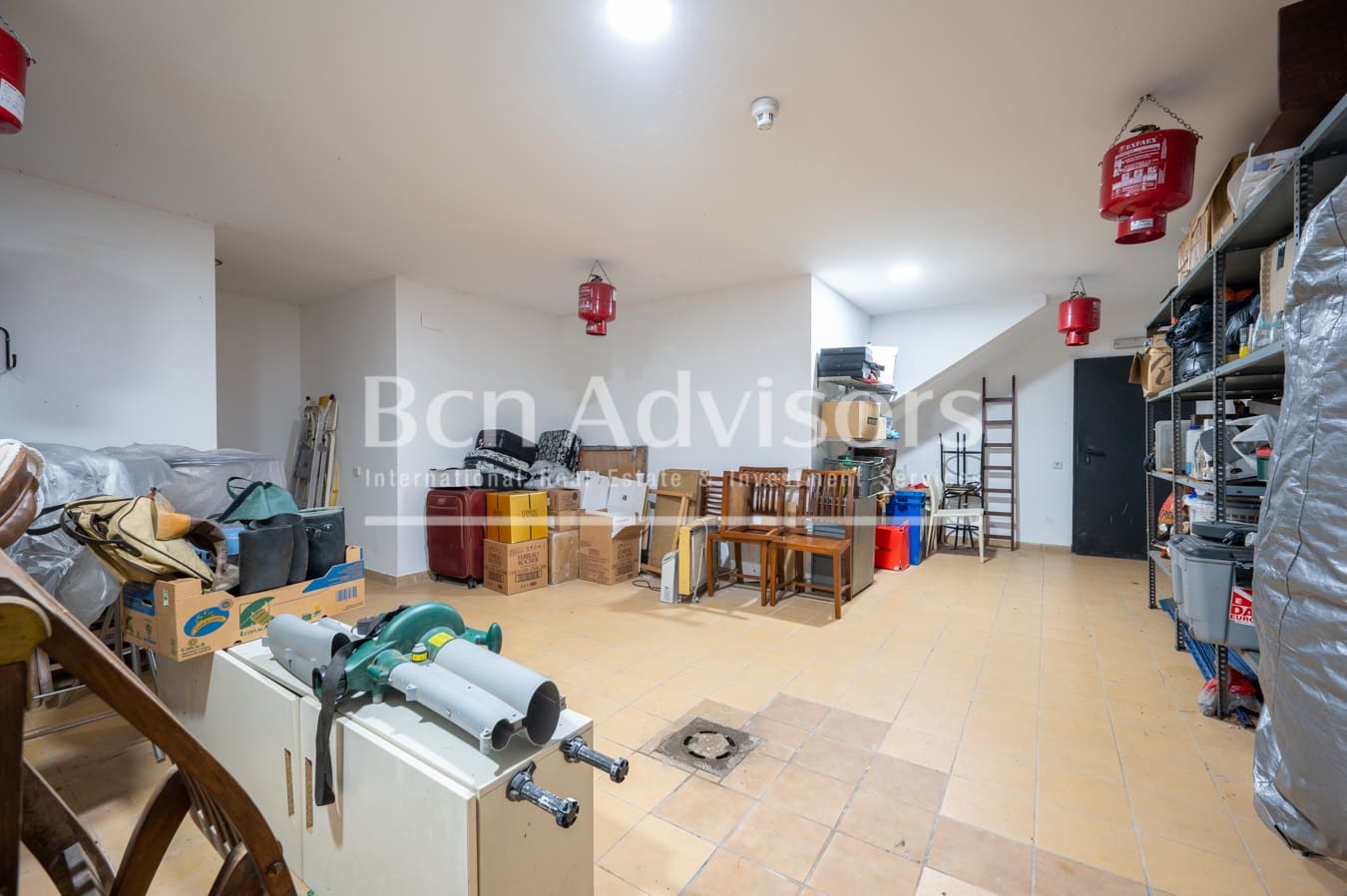 5 soveværelse Byhus til salg i Barcelona by - € 1.950.000 (Ref: 9097553)